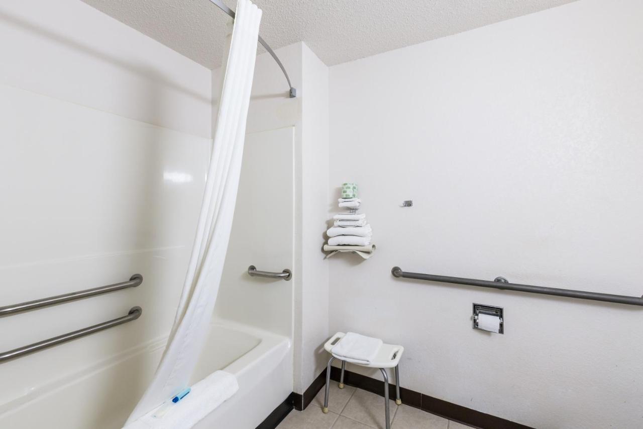 Americas Best Value Inn Charlotte Extérieur photo